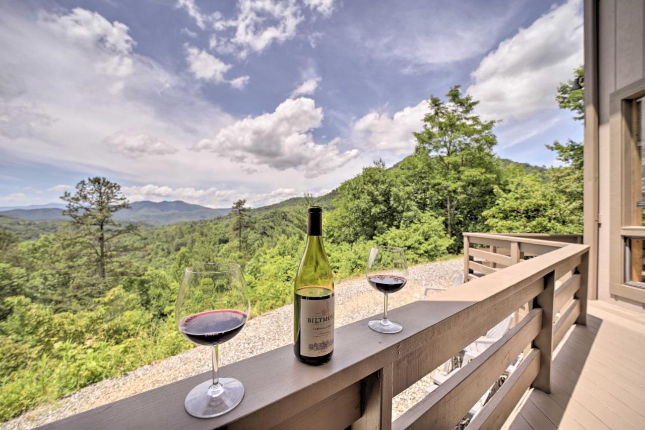 Vibrant Bryson City Home With Mtn Views And Deck! Exterior foto